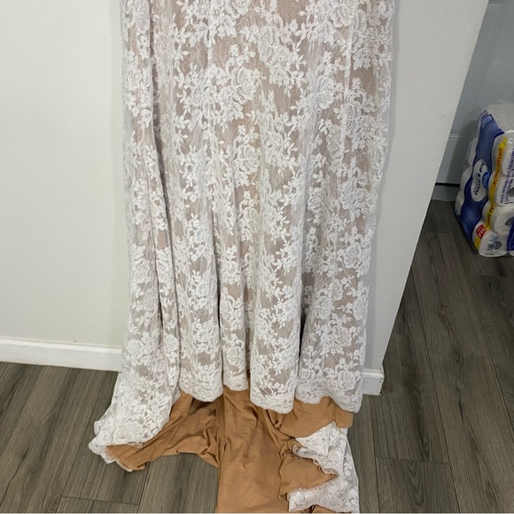 V Chapman The Whitby Gown White Chantilly Lace Bridal Sz‎ 14 MISSING SLEEVES PO - Picture 4 of 14